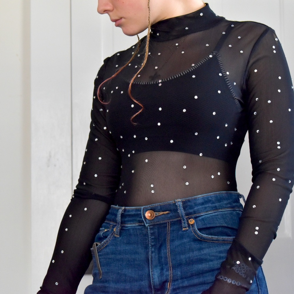 💘 3 for $20 💘 out from under mesh sparkly shirt